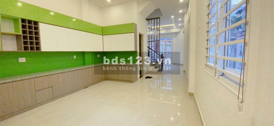 Bán nhà mặt tiền đường số 15, Hiệp Bình Phước, Thủ Đức, dt 75m2, giá 6.7 tỷ