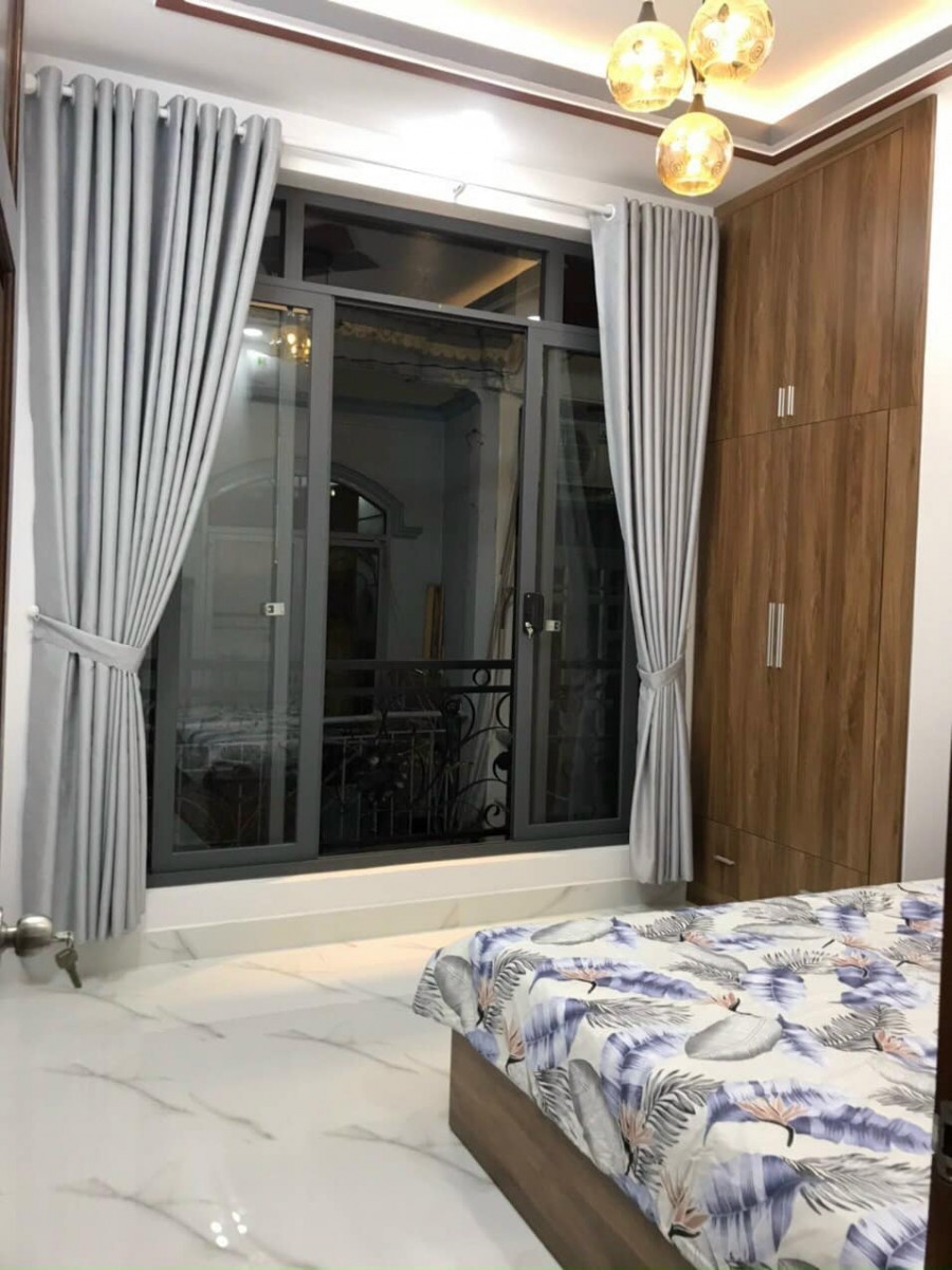 Chủ cần bán gấp nhà hẻm xe hơi 39m2, giá 3.65 tỷ, hẻm Phan Huy Ích, Gò Vấp