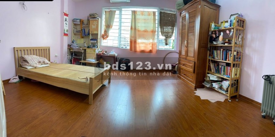Bán nhà nguyên căn khu vực Thịnh Quang, dt 43m2, giá yêu thương 4.3 tỷ
