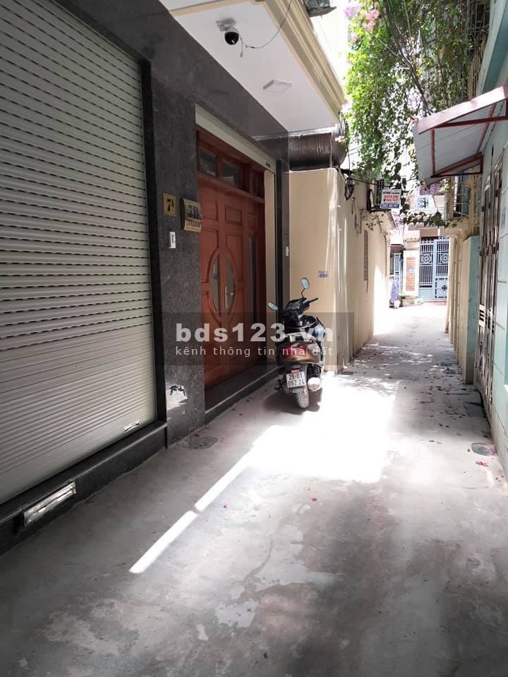 Lạc Long Quân Cách 1 Nhà Ra Phốp phân lô mới đẹp tặng nội thất