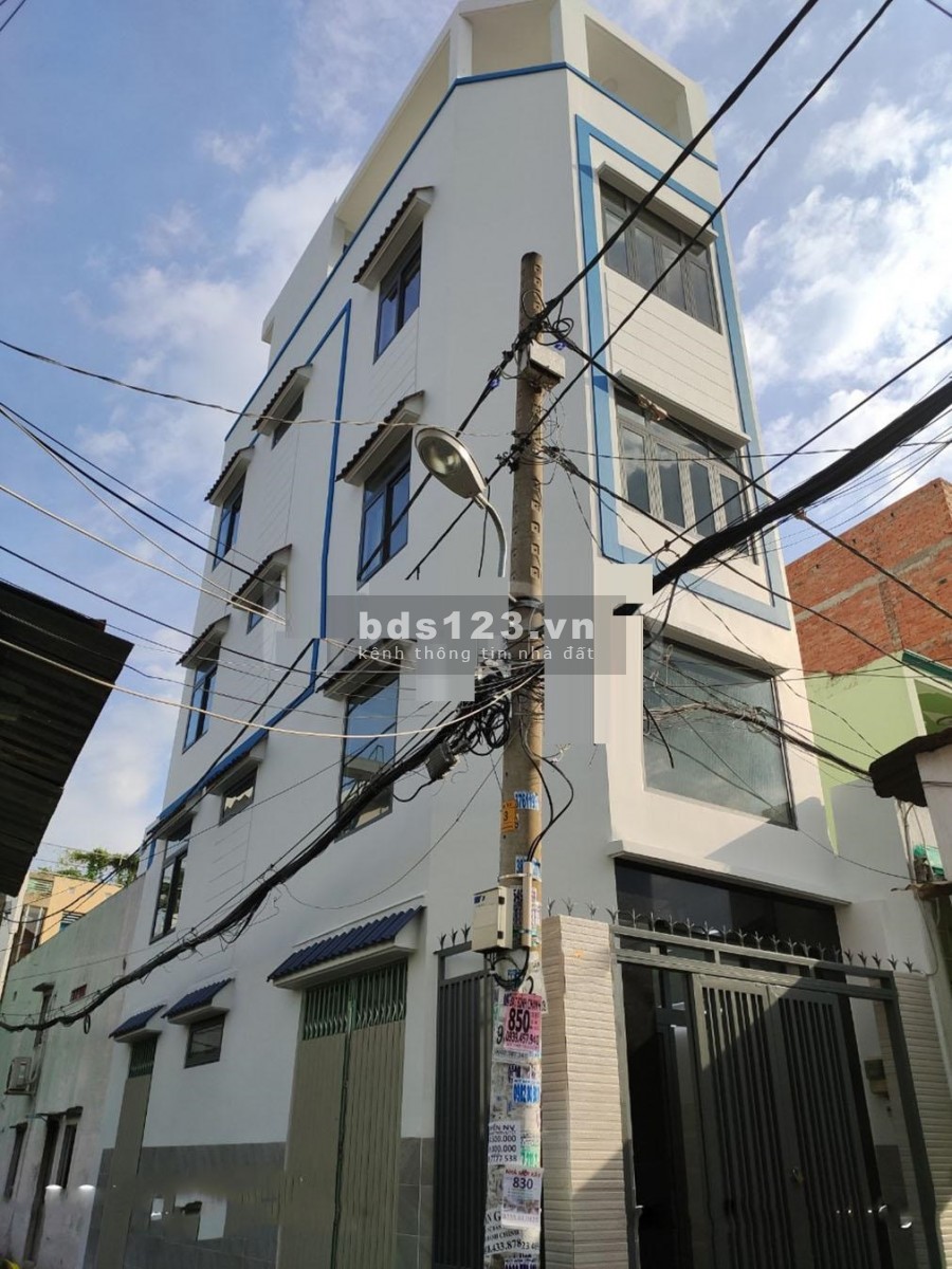 Nhà mới hẻm xe tải Bà Hom Quận 6. Sàn BTCT diện tích 4x10M giá 6,2 tỷ