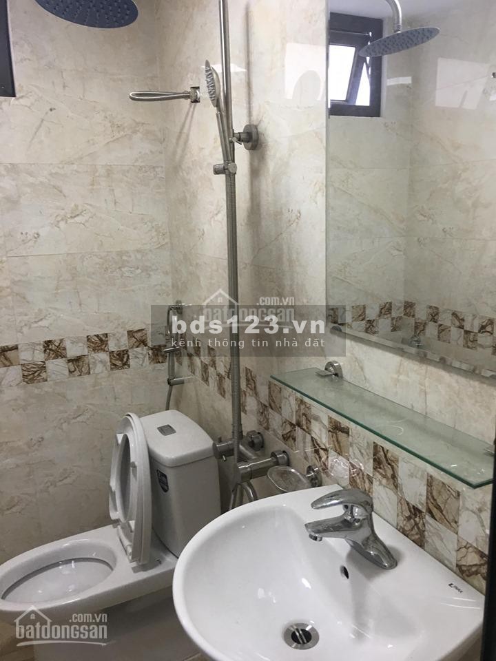 Cần tiền đầu tư bán gấp nhà xây mới 4 tầng tại xuân phương, vị trí cực đẹp gần đường 70, giá rẻ.