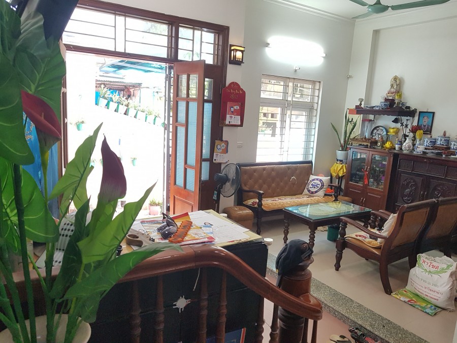 Nhà đẹp Xuân La 20m ra ô tô dt 50m2 5 tầng mặt tiền 5.5m giá 4.35 tỷ