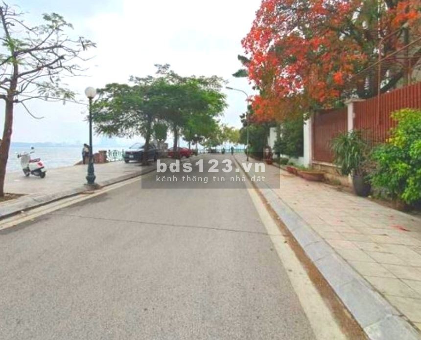 Mặt phố Yên Hoa, kinh doanh, dt 50m2, giá 15.2 tỷ, Quận Tây Hồ, lh 0918122828
