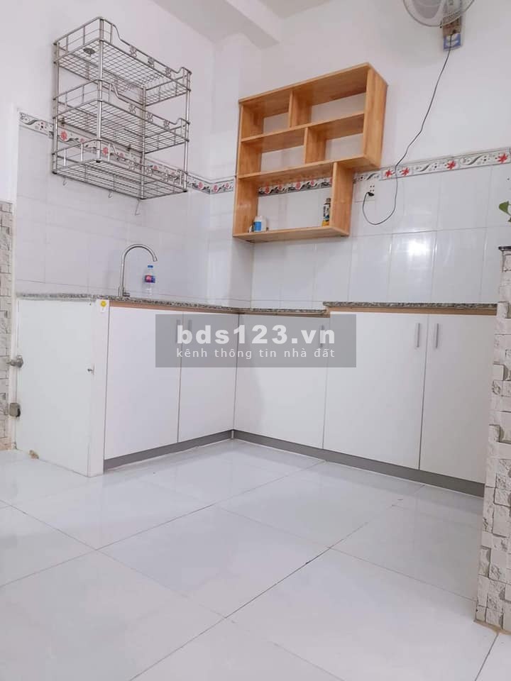 Ngay Quận 1 20m2 Trường Sa giá bán 1 tỷ 49 gần chợ Thị Nghè, pháp lí rõ ràng