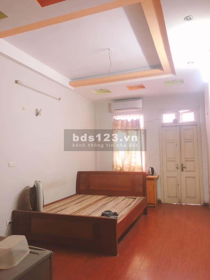 Bán nhà mặt phố Hoàng Mai, Kinh doanh cực đỉnh. 34m x 5 tầng = 3,6 tỷ có thương lượng sâu