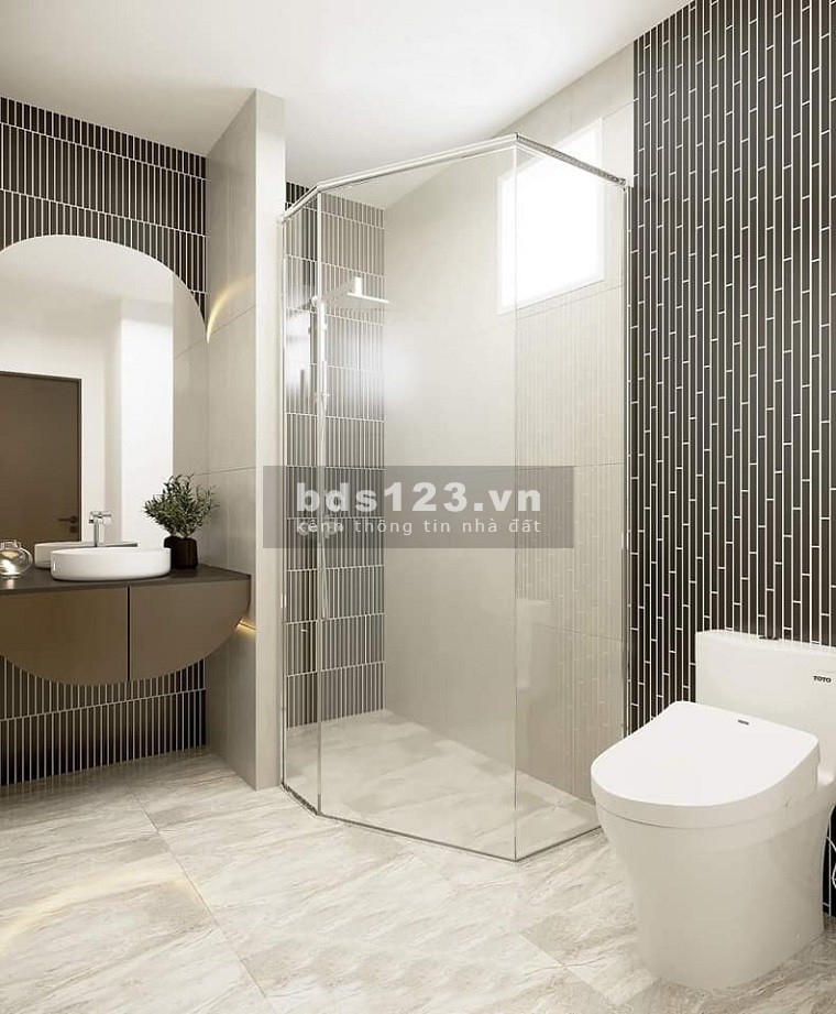 Bán nhà phố Nguyên Văn Cừ, mới đẹp ở ngay, 45m2, 5 tầng, giá chỉ hơn 4 tỷ