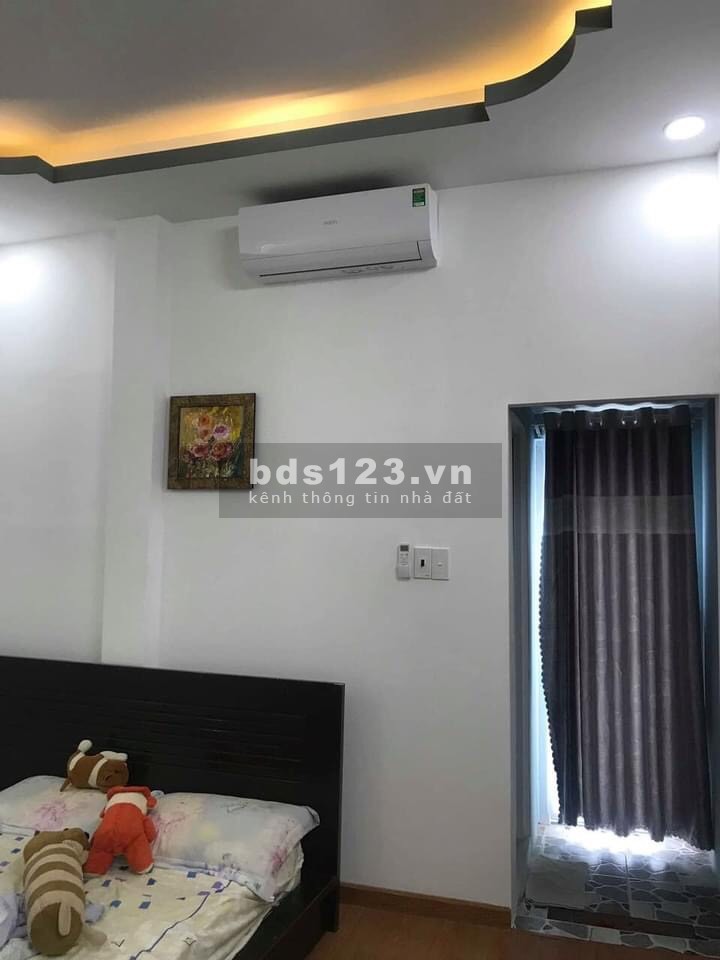 Hẻm xe hơi, Sát mặt tiền đường Cách Mạng Tháng Tám, dt 48m2, 3 tầng, giá 5.8 tỷ