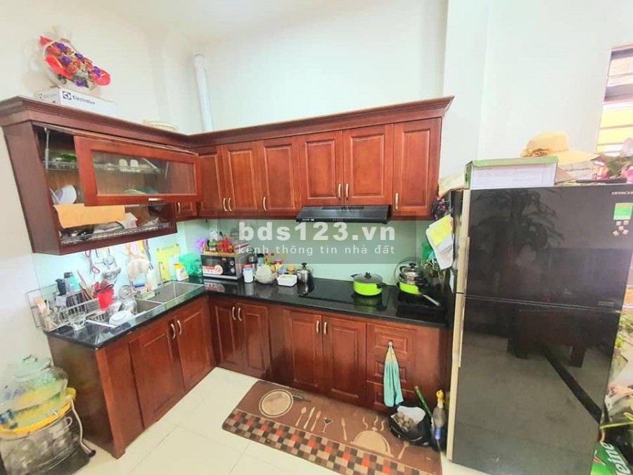Bán gấp nhà Giáp Bát! Lô góc, gần phố, ba gác đua, nhà đẹp 43m2 nhỉnh 4 tỷ