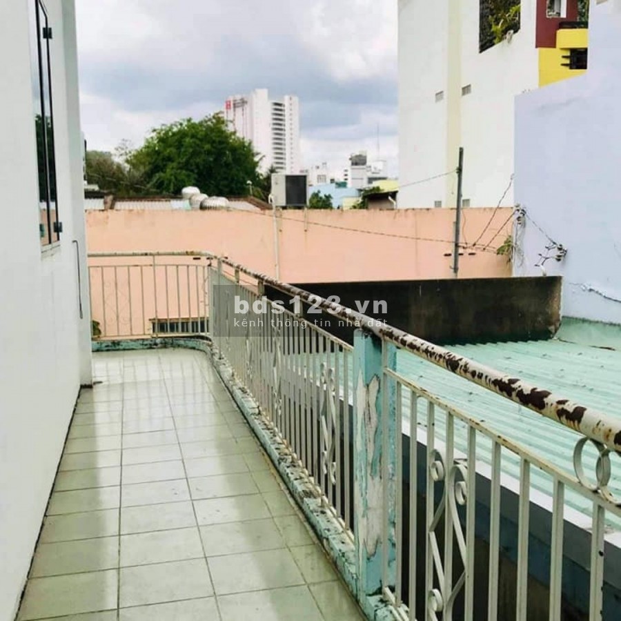 Hẻm xe hơi ngang 6m, dt 50m2, ra mặt tiền Bạch Đằng dt 83m2, giá chỉ 7,8 tỷ