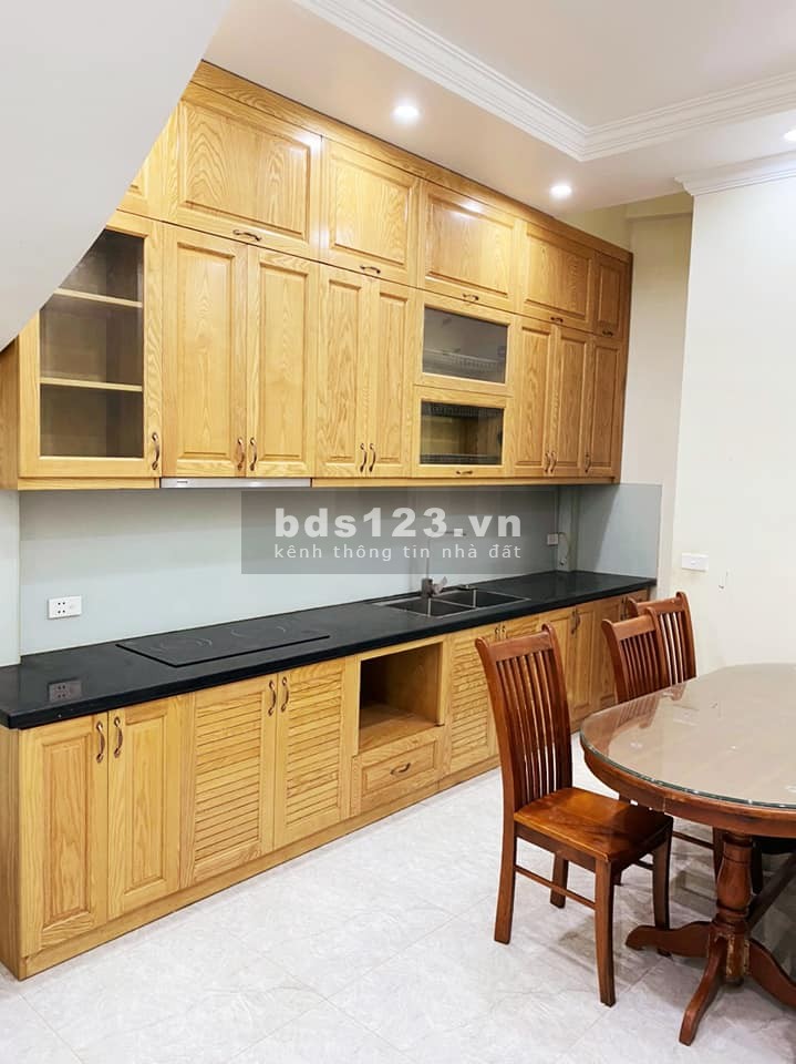 Bán nhà Hoàng Mai diện tích 45m2, 4 tầng, giá 3,2 tỷ đầy đủ nội thất xịn