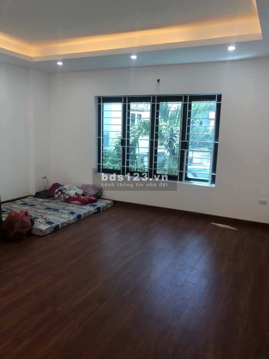 Cần Bán Gấp Nhà Phú Thượng Quận Tây Hồ, ô tô vào nhà, giá 4.6 tỷ