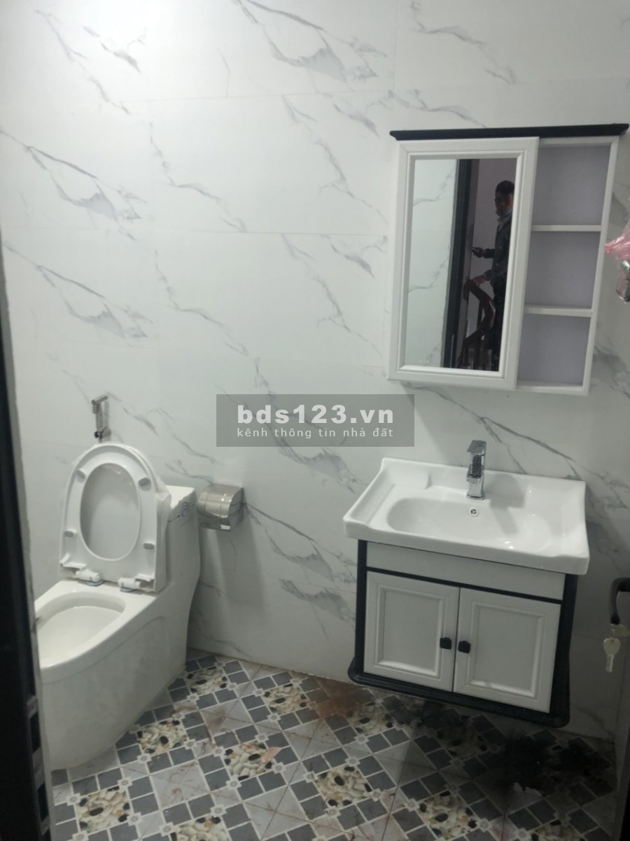 Cần Bán Gấp Nhà Phú Thượng Quận Tây Hồ, ô tô vào nhà, giá 4.6 tỷ