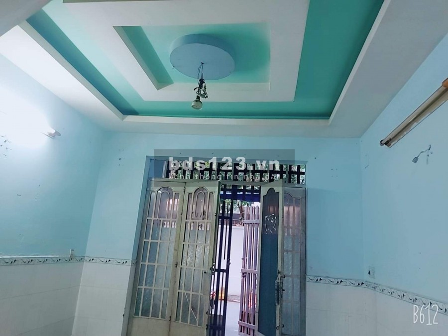 Bán nhà Đường Lê Văn Qưới, Quận Bình Tân dt 4M*11M, giá 3.5 tỷ hẻm xe tải 1 set