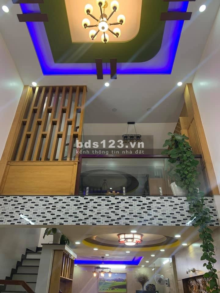Hẻm xe hơi vào nhà, Hoàng Hoa Thám, Phú Nhuận, dt 44m2 (6.6x6.6), nở hậu