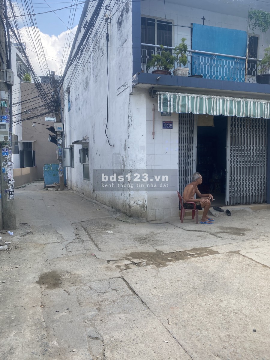 Bán nhà góc 2 mặt tiền phường Bình Đa Biên Hoà giá 2tỷ350, khu dân cư đông đúc
