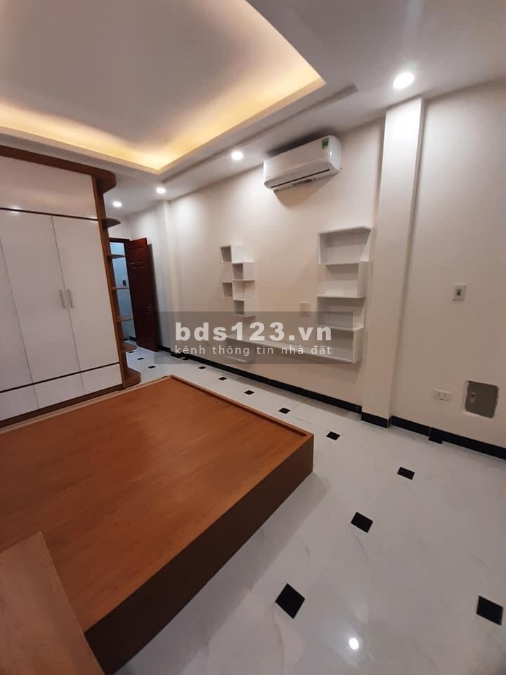 Nhà đẹp Lê Đức Thọ ở suớng tặng nội thất, đúc 5 tầng kiên cố, lhcc