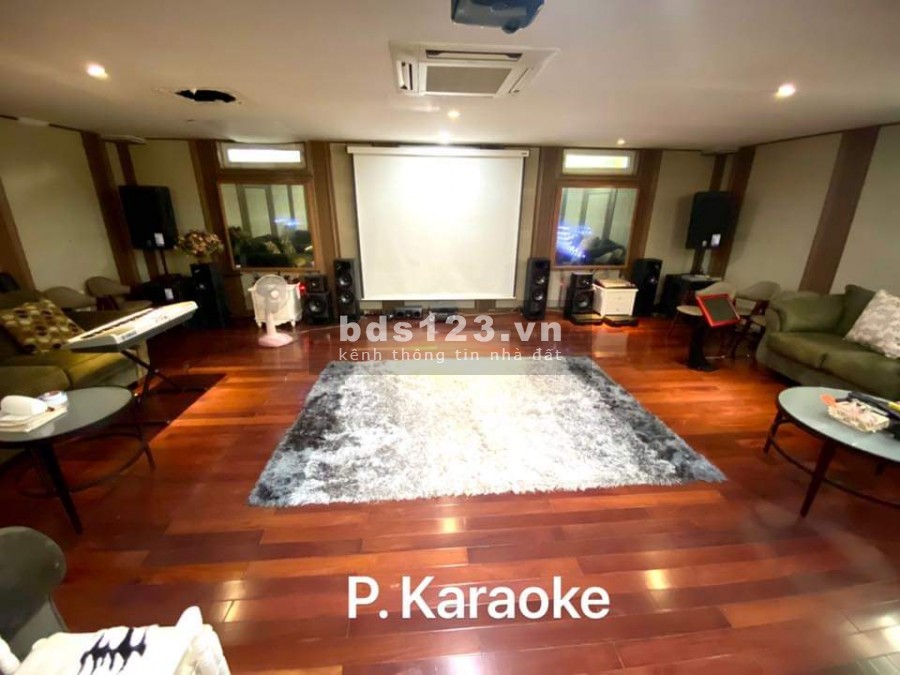 Siêu hiếm lô góc Nguyễn Văn Cừ, dtsd 362m2, mặt tiền 13.5m2, 4 tầng đúc