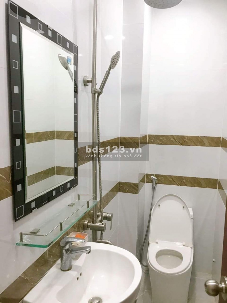 Nhà Hẻm 6m Hoàng Hoa Thám, Quận Tân Bình dt 68m2, 4 tang, chỉ với 6.95 tỷ