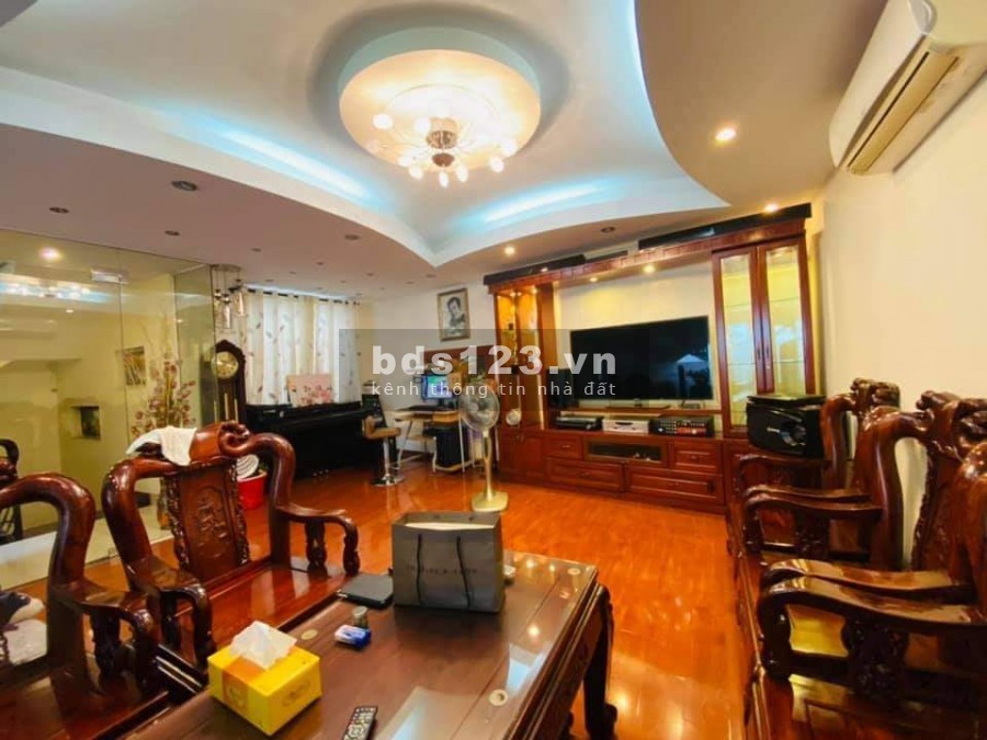Nhà Hẻm 6m Hoàng Hoa Thám, Quận Tân Bình dt 68m2, 4 tang, chỉ với 6.95 tỷ