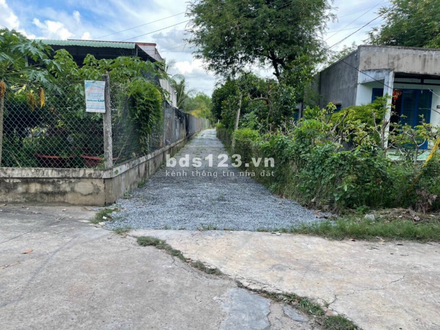 Bán đất giá rẻ khu vực Châu Thành Tây Ninh, giá bán chính chủ, lh 0983482099