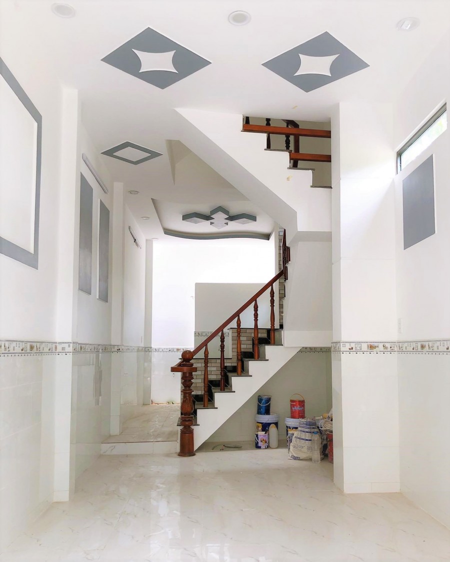 Bán nhà 4 lầu, ngang 3,3m, nhà sở hữu diện tích 41m2 đường Lưu Hữu Phước p15 Quận 8