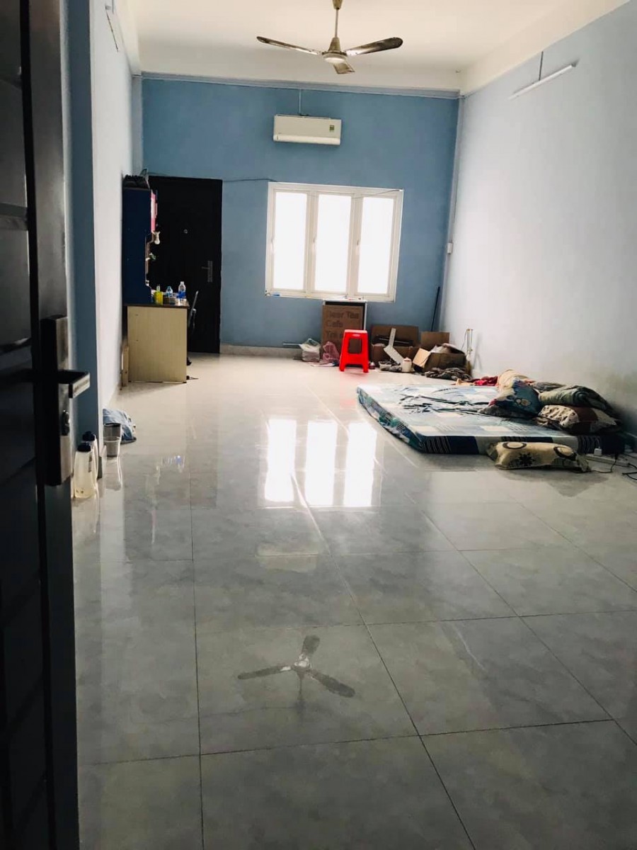 Mặt tiền kinh doanh Đông Hồ, p8, Quận Tân Bình, sát bên chợ vải Tân Bình, 4 tầng dt 108m2