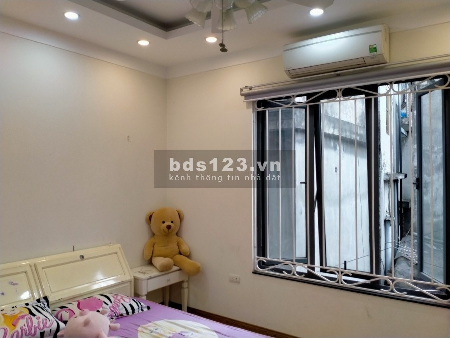 Bán nhà siêu hot Thái Hà, Đống Đa, dt 40m2, ô tô đỗ cách 10m, tặng nội thất, giá 7.05 tỷ