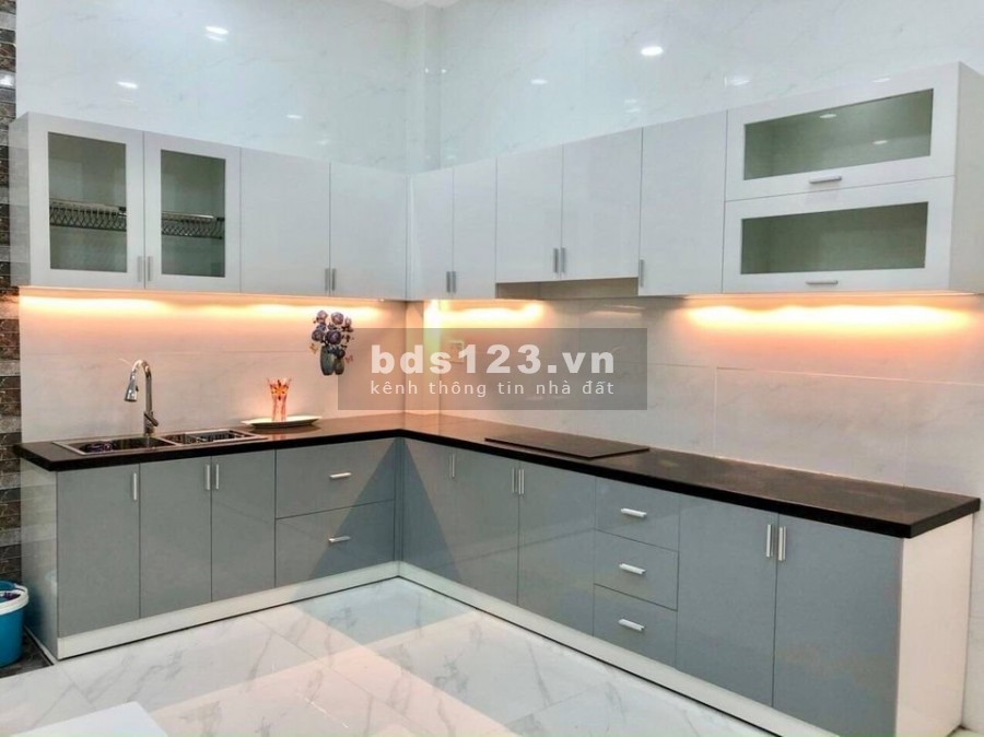 Bán Nhà Hxh Dương Quảng Hàm Gò Vấp, cực đẹp, giá rẻ, 40m2, 2 tầng, giá 4.7 tỷ