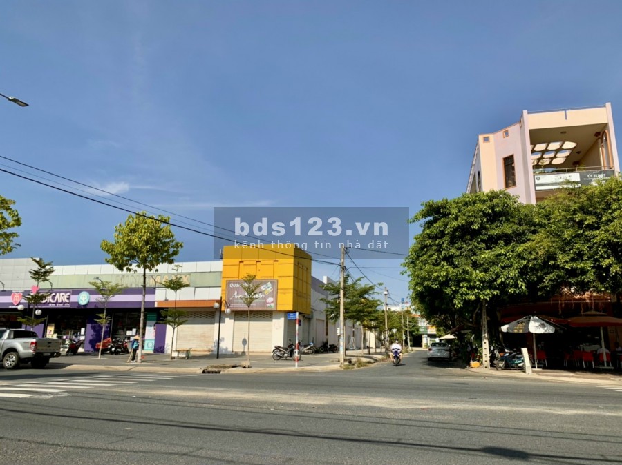 Bán lô đất mt Trần Huy Liệu phường Vĩnh Lạc, Rạch Gía, Kiên Giang, DT: 7.5X25m giá 2.7 tỷ