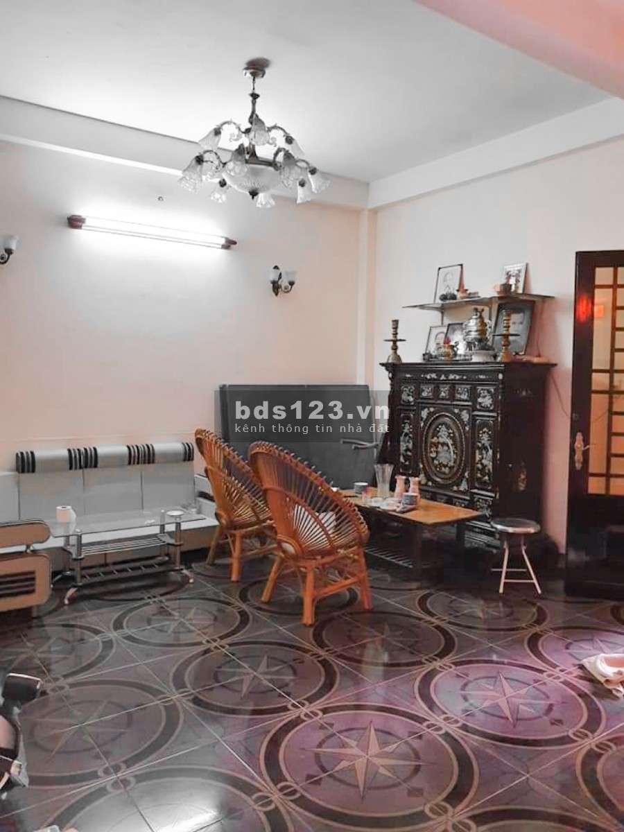 Xe hơi ngủ trong nhà hai mặt tiền hẻm 110m2, chỉ 10 tỷ Lê Quang Định, p7, Quận Bình Thạnh