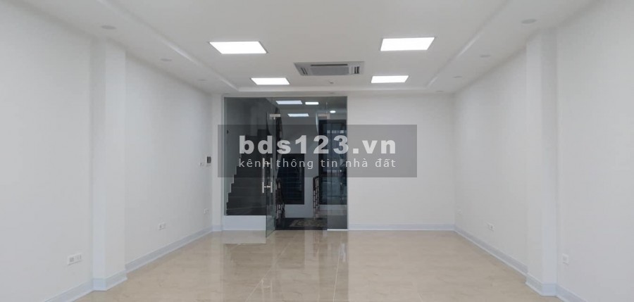 Bán nhà mặt phố Nguyễn Xiển 60m2 x 10 tầng, MT 4m, kinh doanh đỉnh, giá chào 28.5 tỷ
