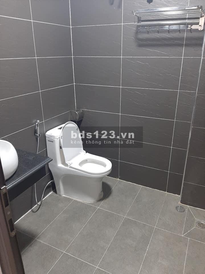 Bán nhà nguyên căn 5 tầng đúc kiên cố, dt 41m2, tại Mỹ Đình, lh 0378876786