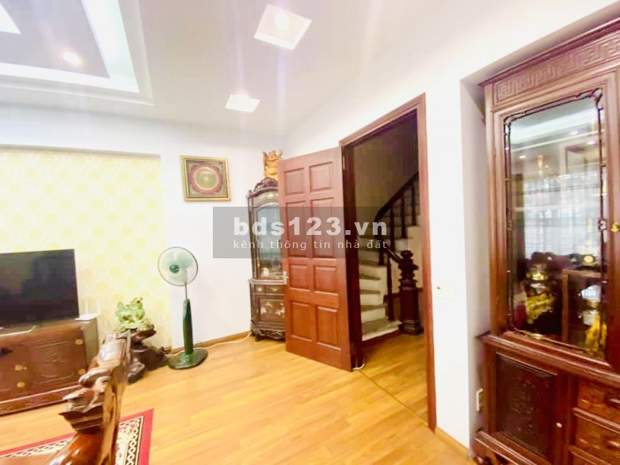 1 nhà ra phố Xuân La, Gara 2 ô tô, 88m 6T thang máy, nở hậu, MT4,4m, sát hồ Tây, 14.x tỷ