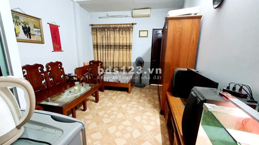 Bán nhà nguyên căn khu trung tâm đường Thuỵ Khuê, giá chỉ hơn 8 tỷ hơn
