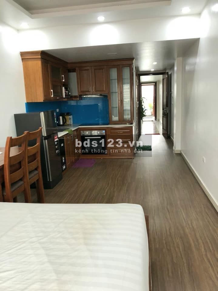 BÁN Nhà Tây Hồ Lạc Long Quân 7tầng 13tỷ850 VIEW TRỌN HỒ TÂY.