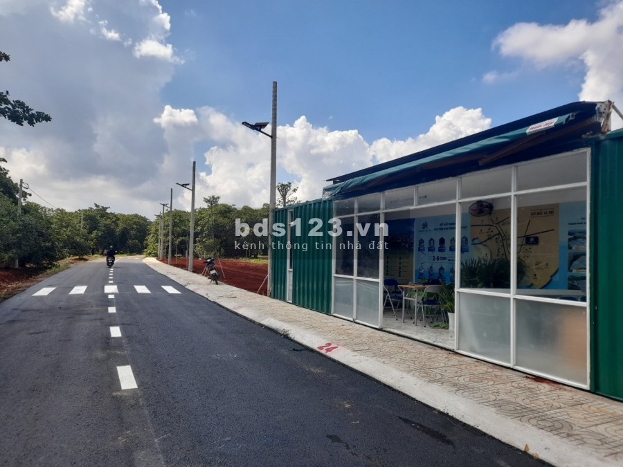 Bán lô đất ngay khu công nghiệp, diện tích 272m2 tại khu phố 3, dt 275m2