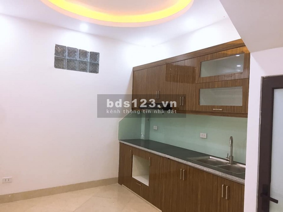 Nhà nguyên căn còn mới trung tâm Hà Đông, phố Lụa, sổ đỏ phân lô, lh 0976766846