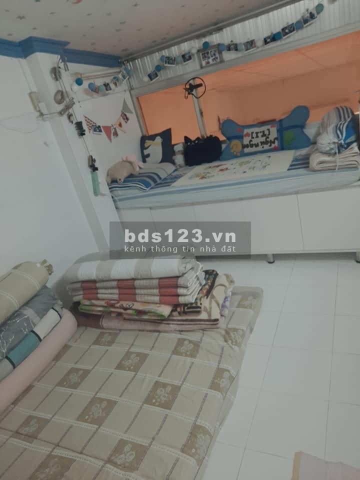 Ngô Gia Tự Quận 10 diện tích 41m2 gía chỉ nhỉnh 4 tỷ, khu vực đông đúc