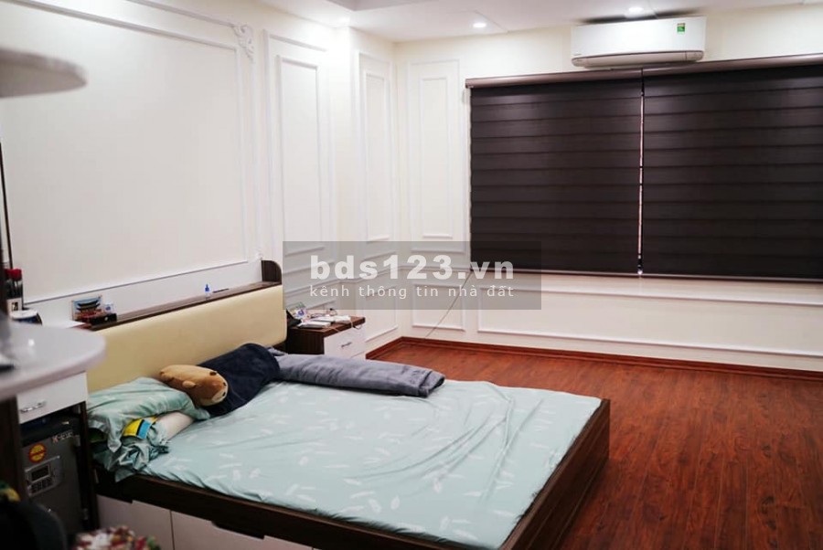 Hẻm ô tô tránh, kinh doanh sầm uất đường Khâm Thiên, dt 42m2, giá bán 5.8 tỷ