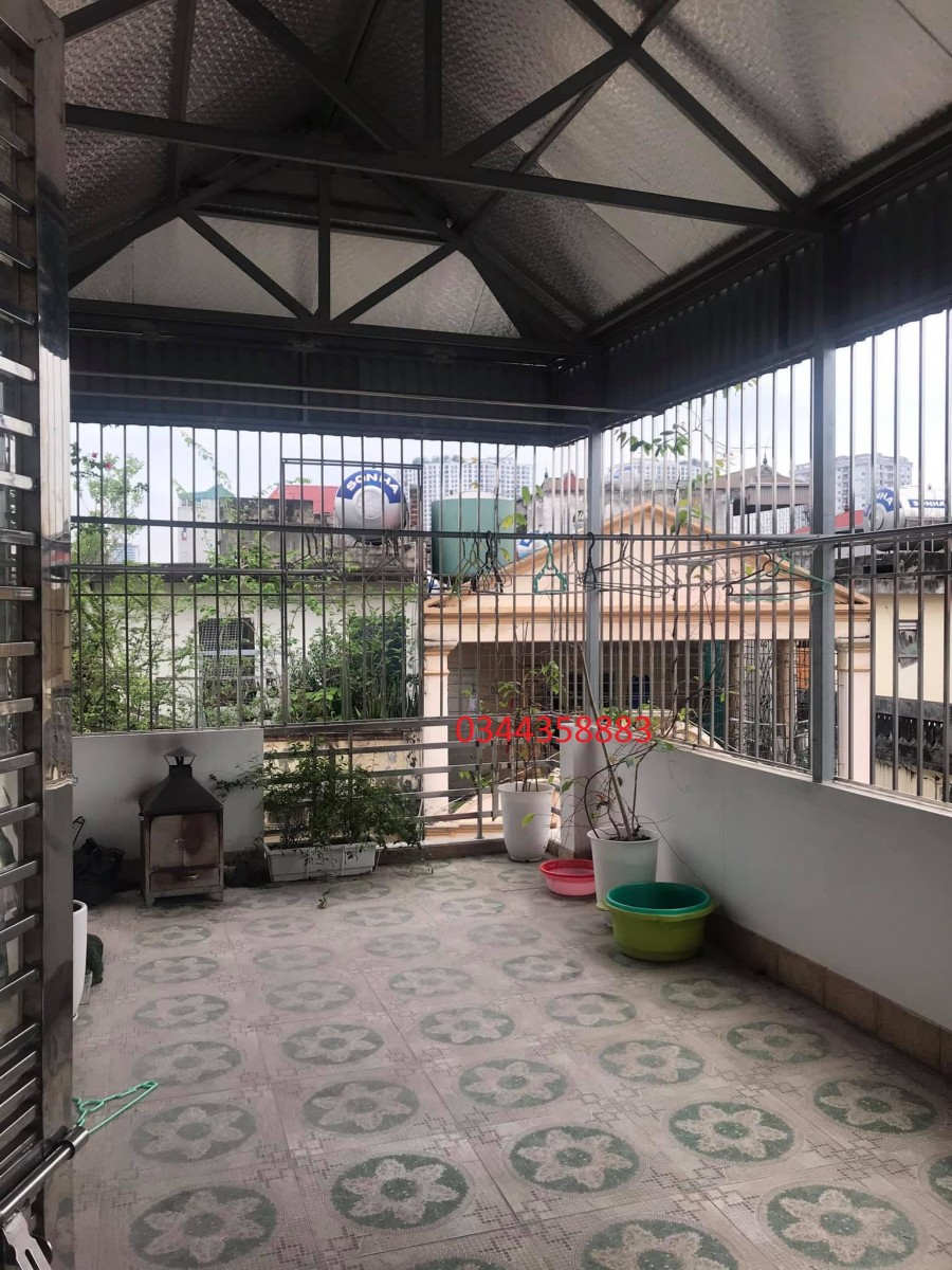 Hiếm Nhà Sát Phố dt 42m2, 6 tầng đúc, đường Đê La Thành Nhỏ, có giá 5,5 tỷ