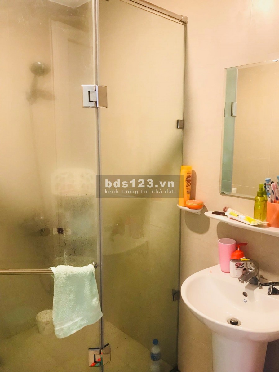 Bán gấp căn hộ 75m2 căn góc full nội thất mê ly giá tốt tại FLC Star Tower Hà Đông LH: 0369696280