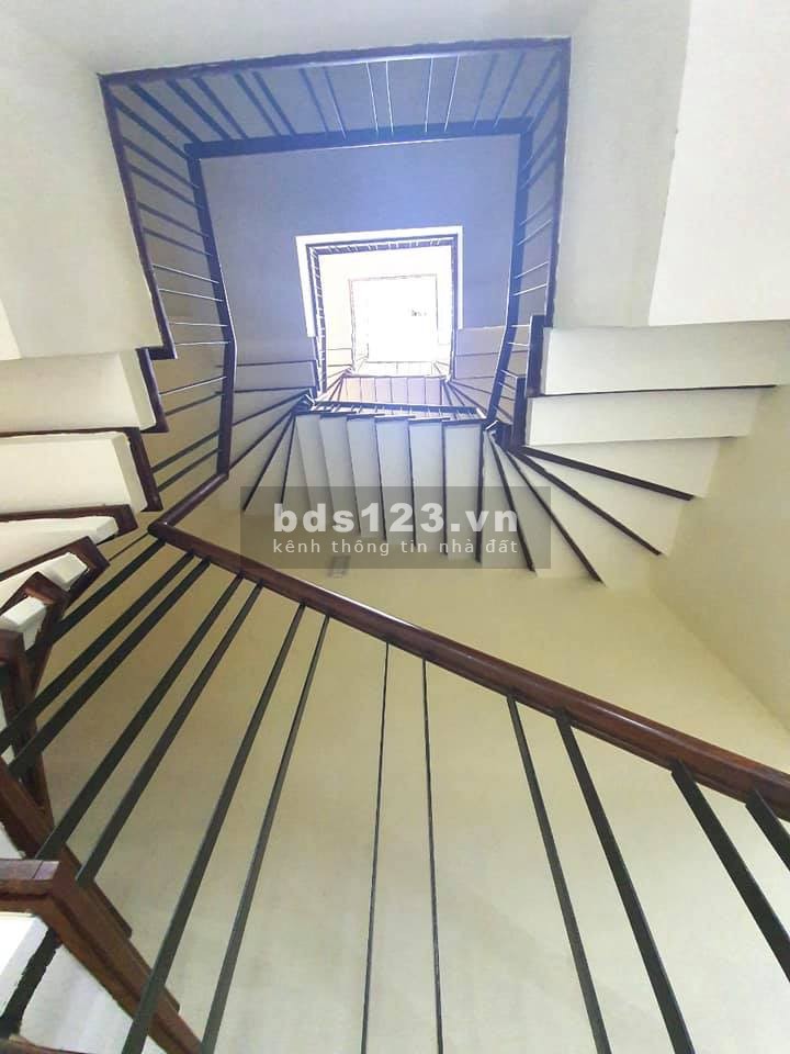 Biệt thự phố Định Công tặng nội thất châu Âu, ô tô đỗ cửa ngày đêm, dt 115m2, giá 11.5 tỷ