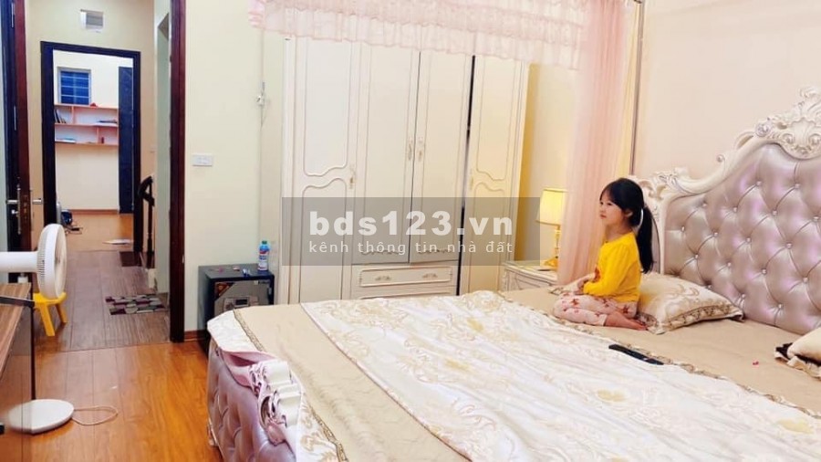 Nhà Khương Đình, ngõ Ô tô, tiện kinh doanh, DT 51m, 5 tầng, 10m ra phố, giá chỉ 7.5 tỷ.