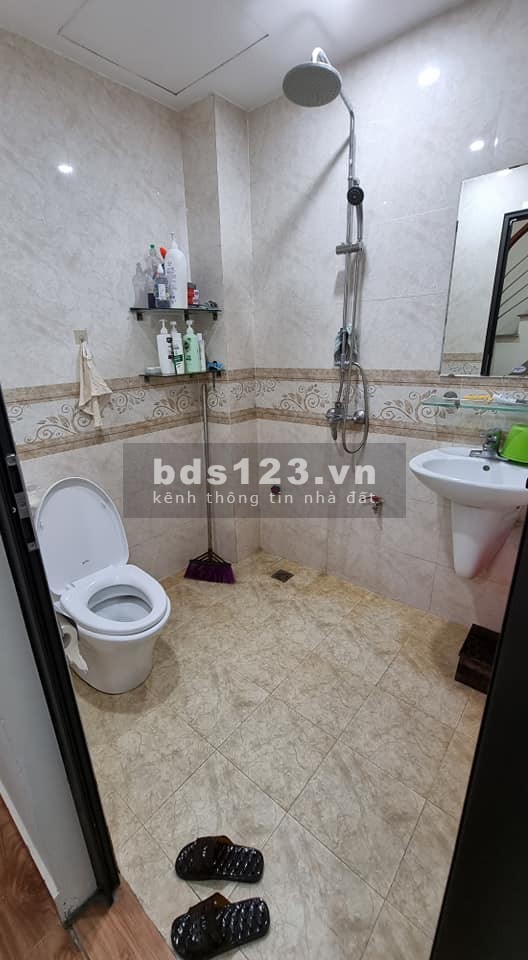 Bán nhà 2 tầng Cầu Cốc Tây Mỗ diện tích 37m2, 2 tầng giá siêu rẻ 1.7 tỷ