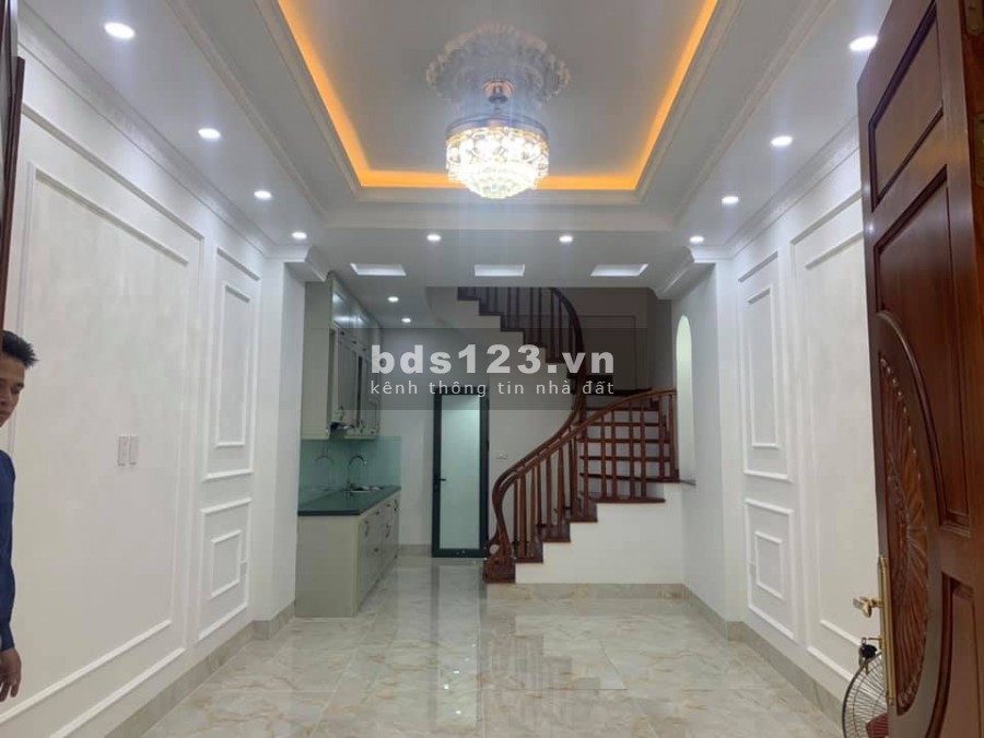 Bán Nhà Đẹp Phố Kim Quan – Việt Hưng Long Biên đúc 5 tầng, dt 31m2, giá 3,3 tỷ