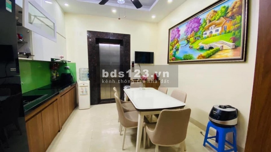 Nhà Khương Đình, ngõ Ô tô, tiện kinh doanh, DT 51m, 5 tầng, 10m ra phố, giá chỉ 7.5 tỷ.
