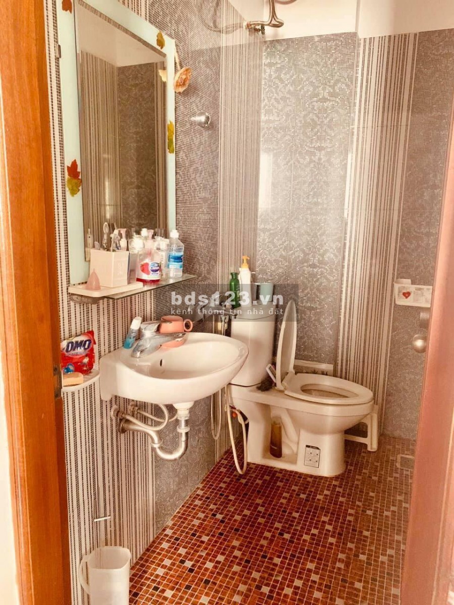 Nhà phân lô, oto tránh, tiện kinh doanh ngõ 269 Lạc Long Quân, dt 52m2 6 tầng, giá chỉ 11 tỷ