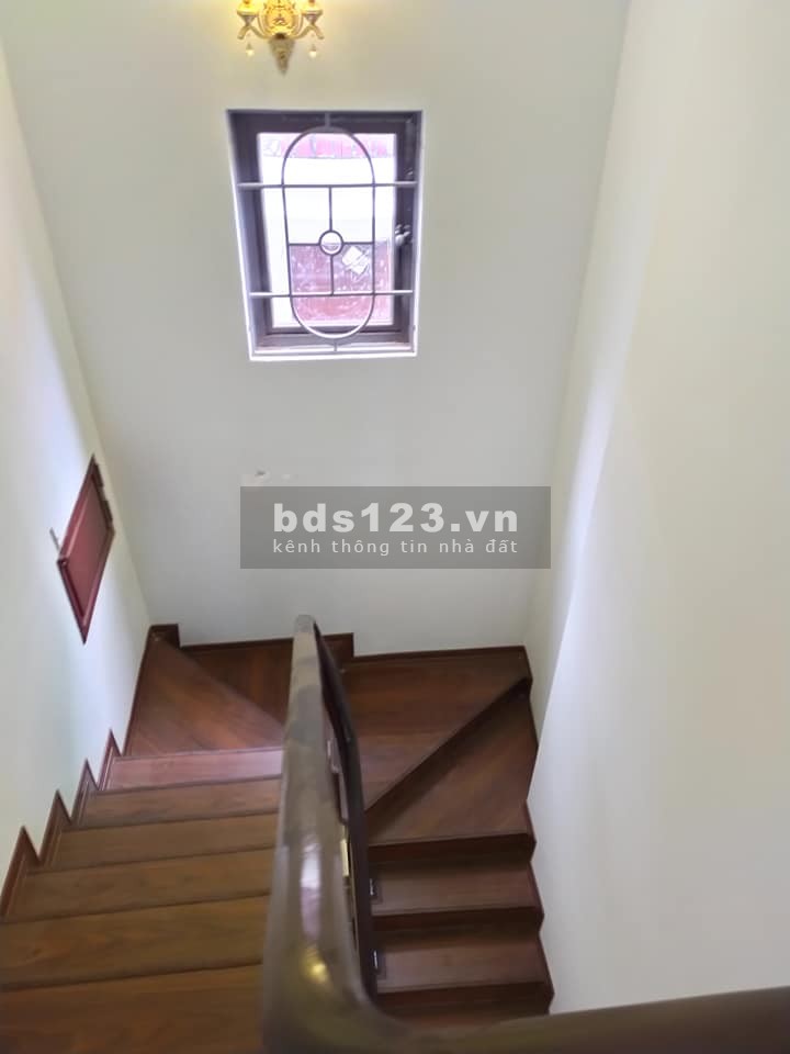 Nhà đẹp Lâm Du dân xây ở ngay full nội thất thoáng trước sau DT 66m2, 3 tầng, mt 7,6m, giá 4,4 tỷ