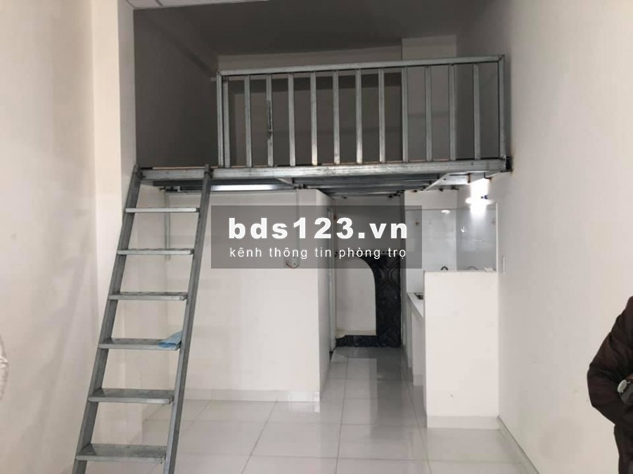 Cho thuê phòng trọ Tân Phú ban công riêng siêu rẻ, có bảo vệ trực